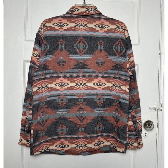 Mountain & Isles Womens Flannel Shirt Jacket Southwestern Aztec Print Shacket S - Picture 4 of 16
